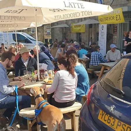 The Queen Catherine Osmotherley (North Yorkshire)